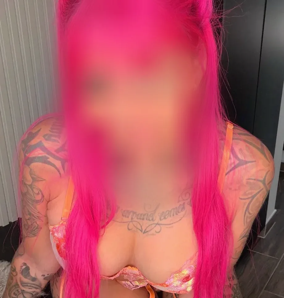 Femke, 28