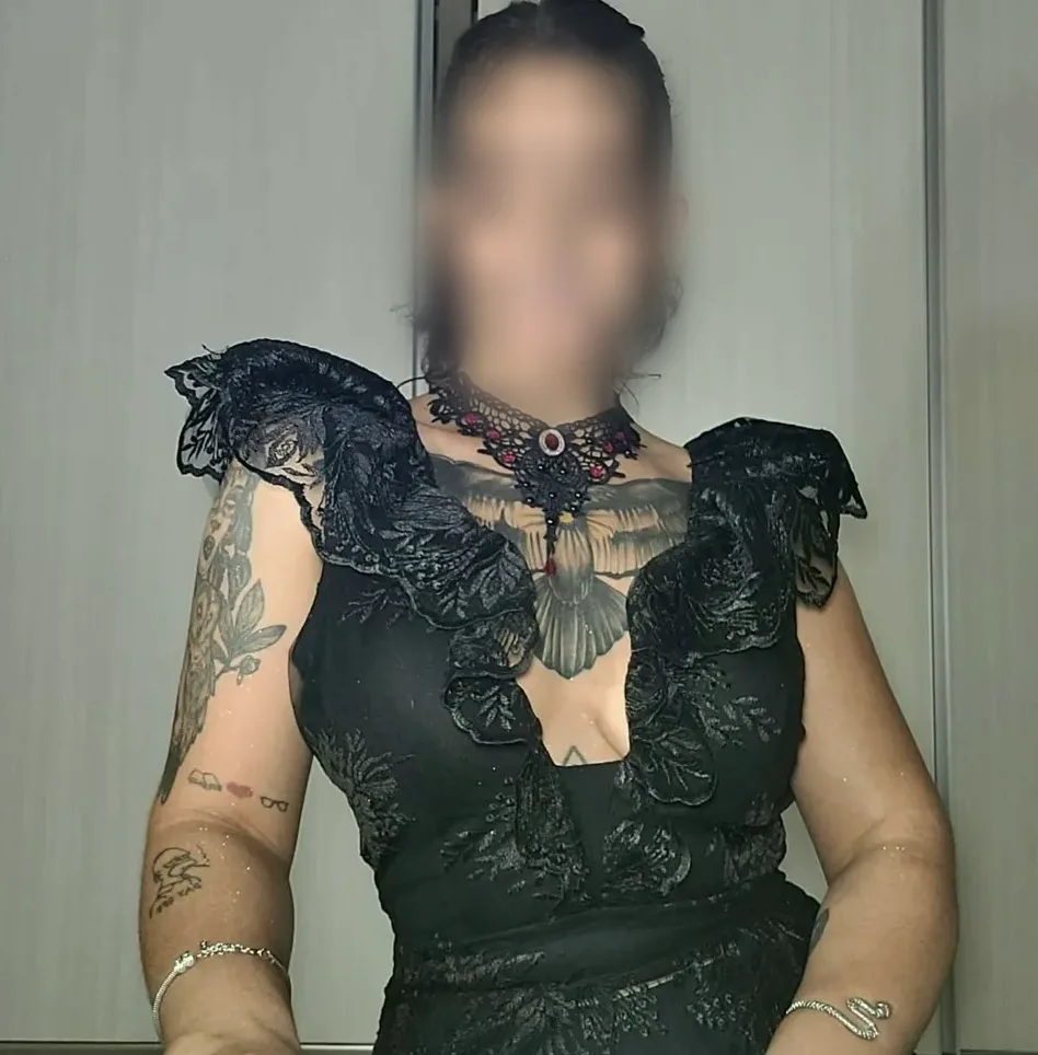 Fenna, 30